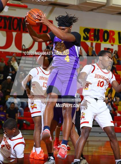 Thumbnail 2 in Lynwood vs. Dominguez photogallery.