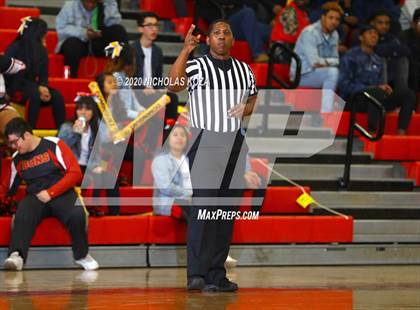 Thumbnail 2 in Lynwood vs. Dominguez photogallery.