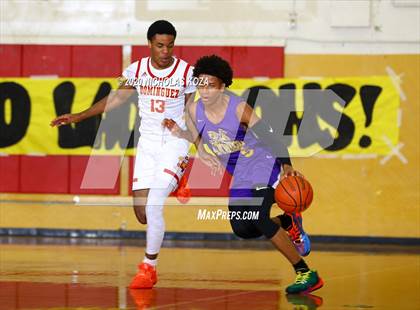Thumbnail 2 in Lynwood vs. Dominguez photogallery.