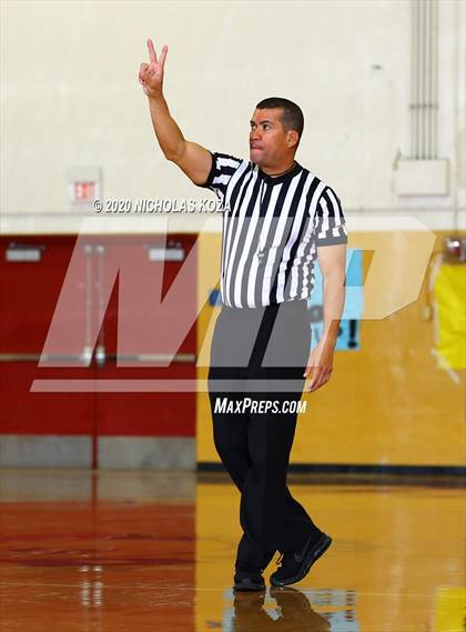 Thumbnail 3 in Lynwood vs. Dominguez photogallery.