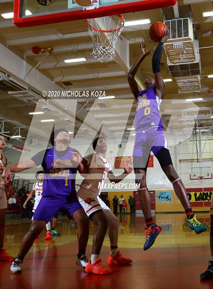Thumbnail 2 in Lynwood vs. Dominguez photogallery.