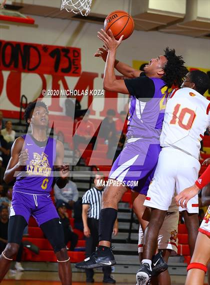 Thumbnail 2 in Lynwood vs. Dominguez photogallery.