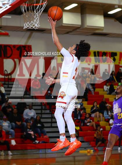 Thumbnail 2 in Lynwood vs. Dominguez photogallery.