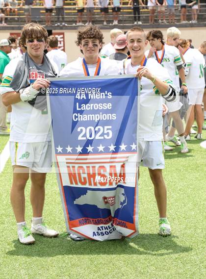 Thumbnail 3 in Lake Norman vs. Cardinal Gibbons (NCHSAA 4A Championships Final) photogallery.