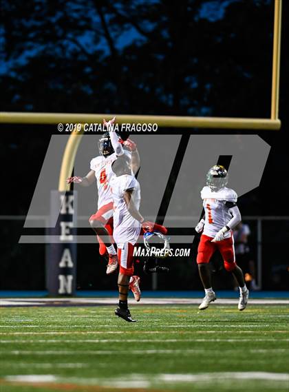 Thumbnail 3 in Phil Simms All-Star Classic (North vs. South) photogallery.