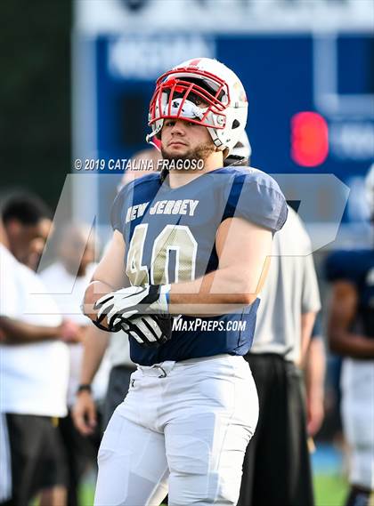 Thumbnail 2 in Phil Simms All-Star Classic (North vs. South) photogallery.