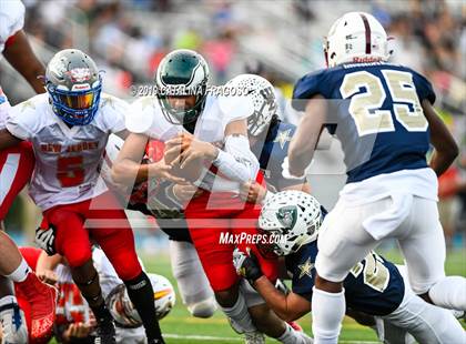 Thumbnail 3 in Phil Simms All-Star Classic (North vs. South) photogallery.