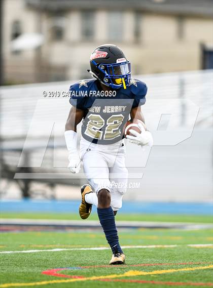 Thumbnail 2 in Phil Simms All-Star Classic (North vs. South) photogallery.