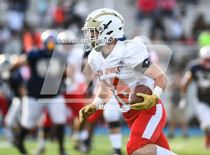 Thumbnail 2 in Phil Simms All-Star Classic (North vs. South) photogallery.