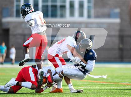 Thumbnail 3 in Phil Simms All-Star Classic (North vs. South) photogallery.