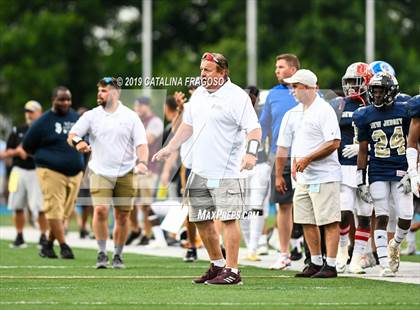 Thumbnail 2 in Phil Simms All-Star Classic (North vs. South) photogallery.
