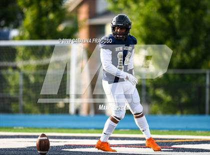Thumbnail 1 in Phil Simms All-Star Classic (North vs. South) photogallery.