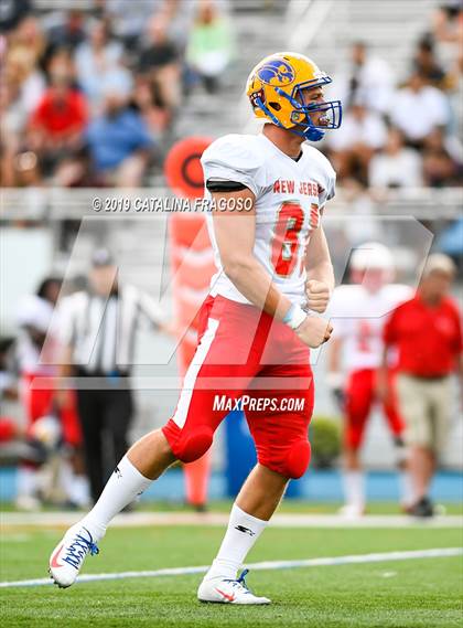 Thumbnail 1 in Phil Simms All-Star Classic (North vs. South) photogallery.