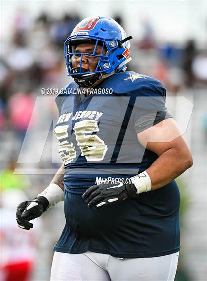 Thumbnail 3 in Phil Simms All-Star Classic (North vs. South) photogallery.