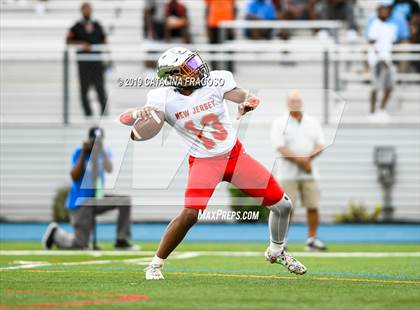 Thumbnail 1 in Phil Simms All-Star Classic (North vs. South) photogallery.