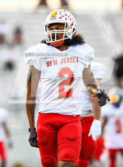 Thumbnail 2 in Phil Simms All-Star Classic (North vs. South) photogallery.