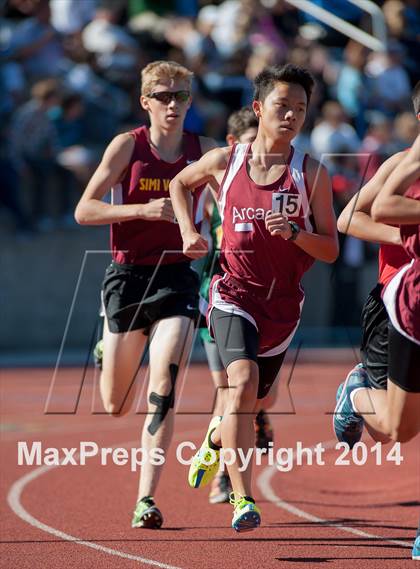 Thumbnail 3 in Don Green Invitational (Boys 1600m) photogallery.