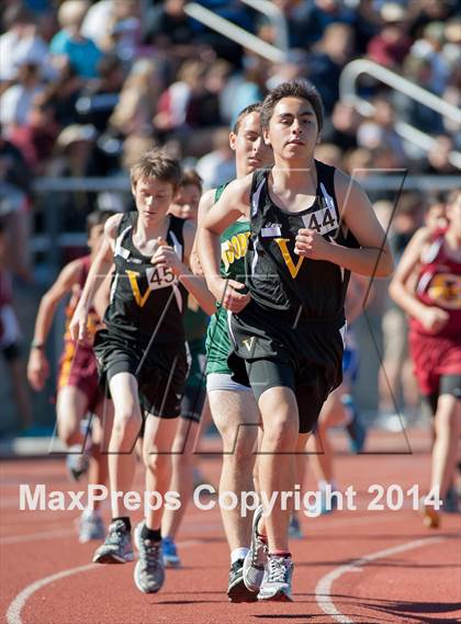 Thumbnail 1 in Don Green Invitational (Boys 1600m) photogallery.