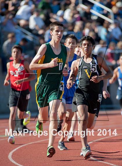 Thumbnail 1 in Don Green Invitational (Boys 1600m) photogallery.