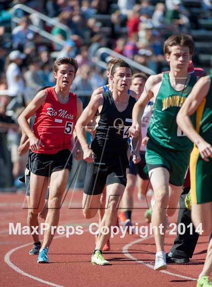 Thumbnail 2 in Don Green Invitational (Boys 1600m) photogallery.