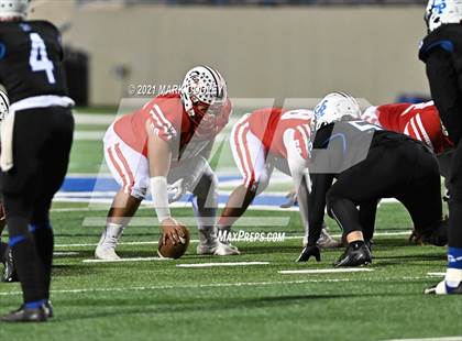 Thumbnail 1 in Bremond vs. Chilton (UIL 2A Regional Semi-final) photogallery.