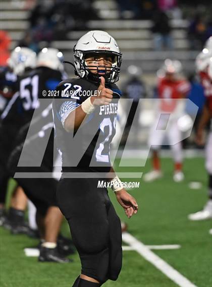 Thumbnail 3 in Bremond vs. Chilton (UIL 2A Regional Semi-final) photogallery.