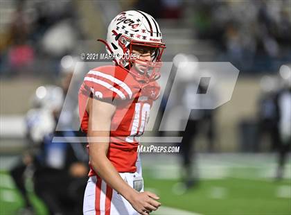Thumbnail 1 in Bremond vs. Chilton (UIL 2A Regional Semi-final) photogallery.