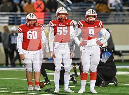 Thumbnail 1 in Bremond vs. Chilton (UIL 2A Regional Semi-final) photogallery.