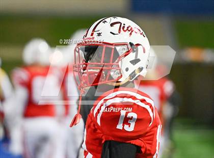 Thumbnail 3 in Bremond vs. Chilton (UIL 2A Regional Semi-final) photogallery.