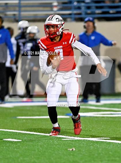 Thumbnail 2 in Bremond vs. Chilton (UIL 2A Regional Semi-final) photogallery.