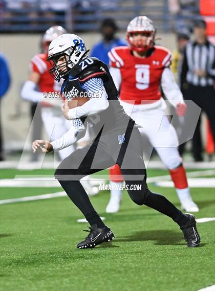 Thumbnail 1 in Bremond vs. Chilton (UIL 2A Regional Semi-final) photogallery.