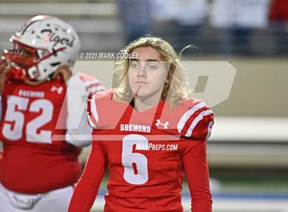 Thumbnail 3 in Bremond vs. Chilton (UIL 2A Regional Semi-final) photogallery.