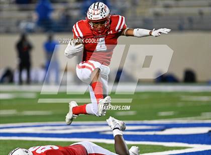 Thumbnail 1 in Bremond vs. Chilton (UIL 2A Regional Semi-final) photogallery.