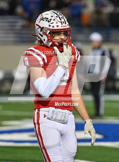 Thumbnail 1 in Bremond vs. Chilton (UIL 2A Regional Semi-final) photogallery.