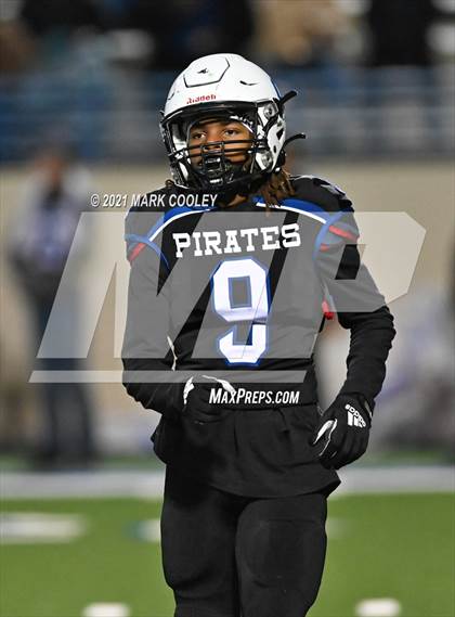 Thumbnail 1 in Bremond vs. Chilton (UIL 2A Regional Semi-final) photogallery.