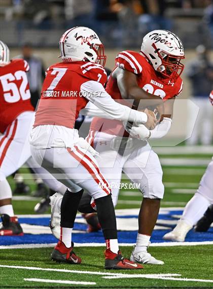 Thumbnail 1 in Bremond vs. Chilton (UIL 2A Regional Semi-final) photogallery.