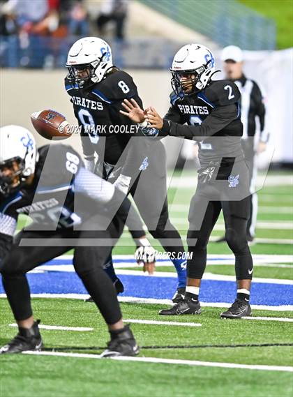 Thumbnail 1 in Bremond vs. Chilton (UIL 2A Regional Semi-final) photogallery.