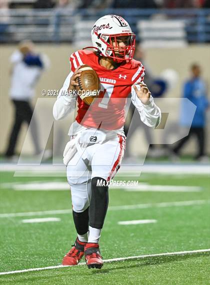 Thumbnail 3 in Bremond vs. Chilton (UIL 2A Regional Semi-final) photogallery.