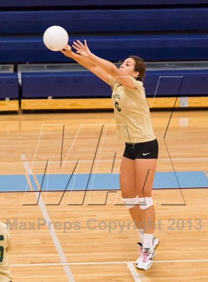 Thumbnail 1 in Langley @ Yorktown photogallery.