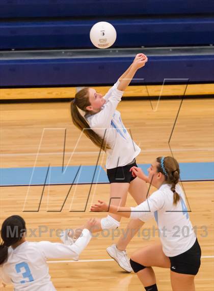 Thumbnail 1 in Langley @ Yorktown photogallery.