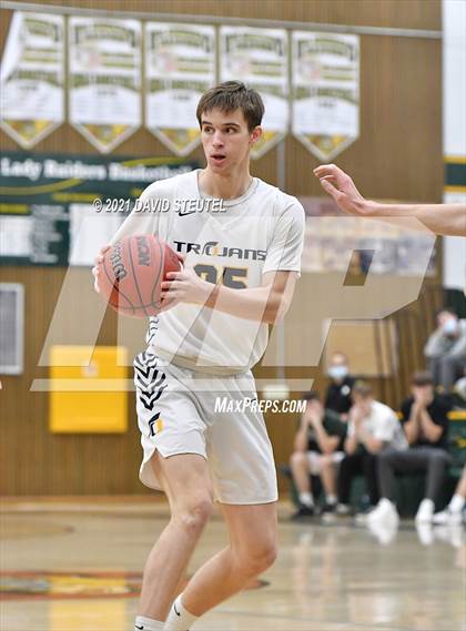 Thumbnail 3 in Ponderosa vs. Oak Ridge (Jack Scott Tournament) photogallery.