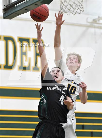 Thumbnail 3 in Ponderosa vs. Oak Ridge (Jack Scott Tournament) photogallery.