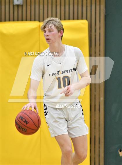 Thumbnail 2 in Ponderosa vs. Oak Ridge (Jack Scott Tournament) photogallery.