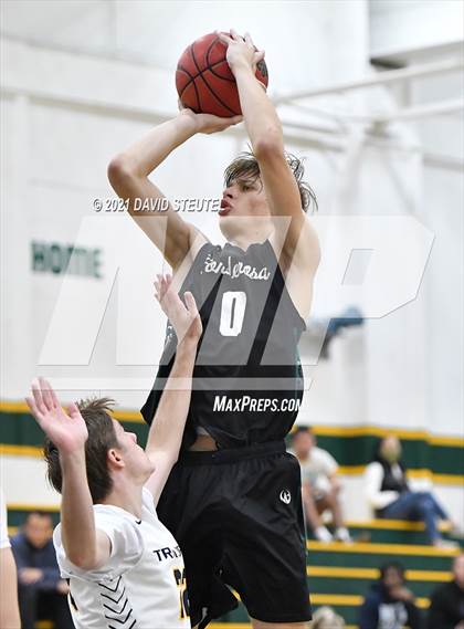 Thumbnail 2 in Ponderosa vs. Oak Ridge (Jack Scott Tournament) photogallery.