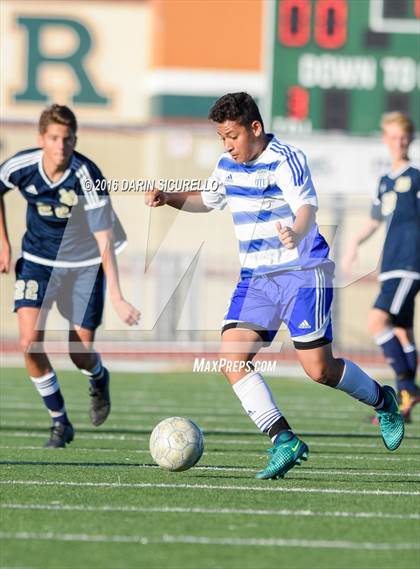 Thumbnail 3 in Dobson vs. Desert Vista (Coyote Classic Tournament) photogallery.