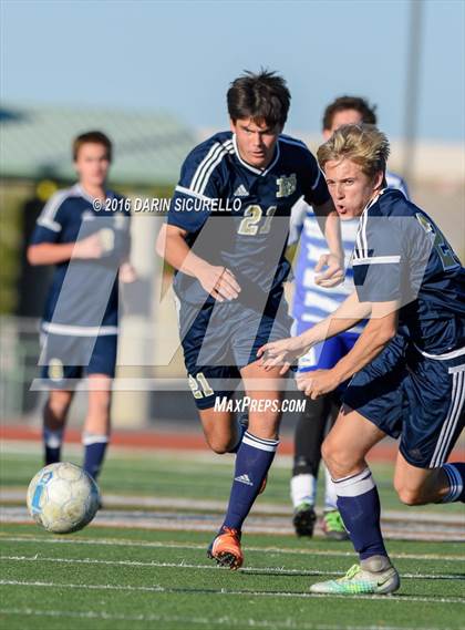 Thumbnail 3 in Dobson vs. Desert Vista (Coyote Classic Tournament) photogallery.
