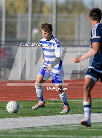 Thumbnail 3 in Dobson vs. Desert Vista (Coyote Classic Tournament) photogallery.
