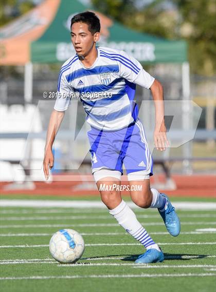 Thumbnail 2 in Dobson vs. Desert Vista (Coyote Classic Tournament) photogallery.
