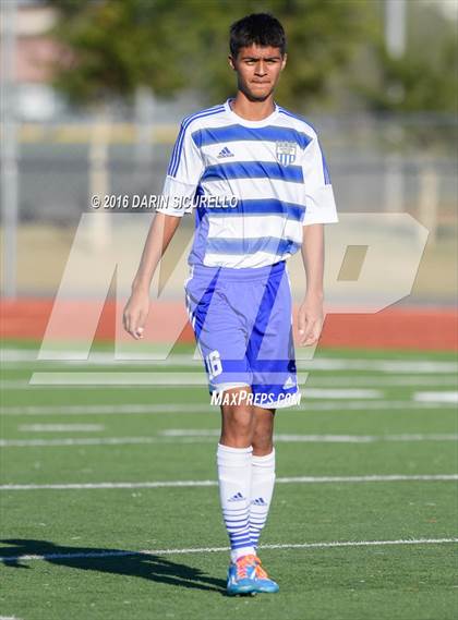 Thumbnail 2 in Dobson vs. Desert Vista (Coyote Classic Tournament) photogallery.