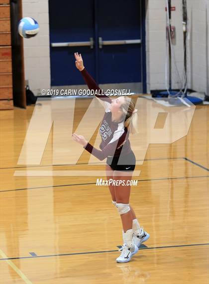 Thumbnail 3 in West Carteret vs Dixon (Joseph L. Beasley Spikefest) photogallery.